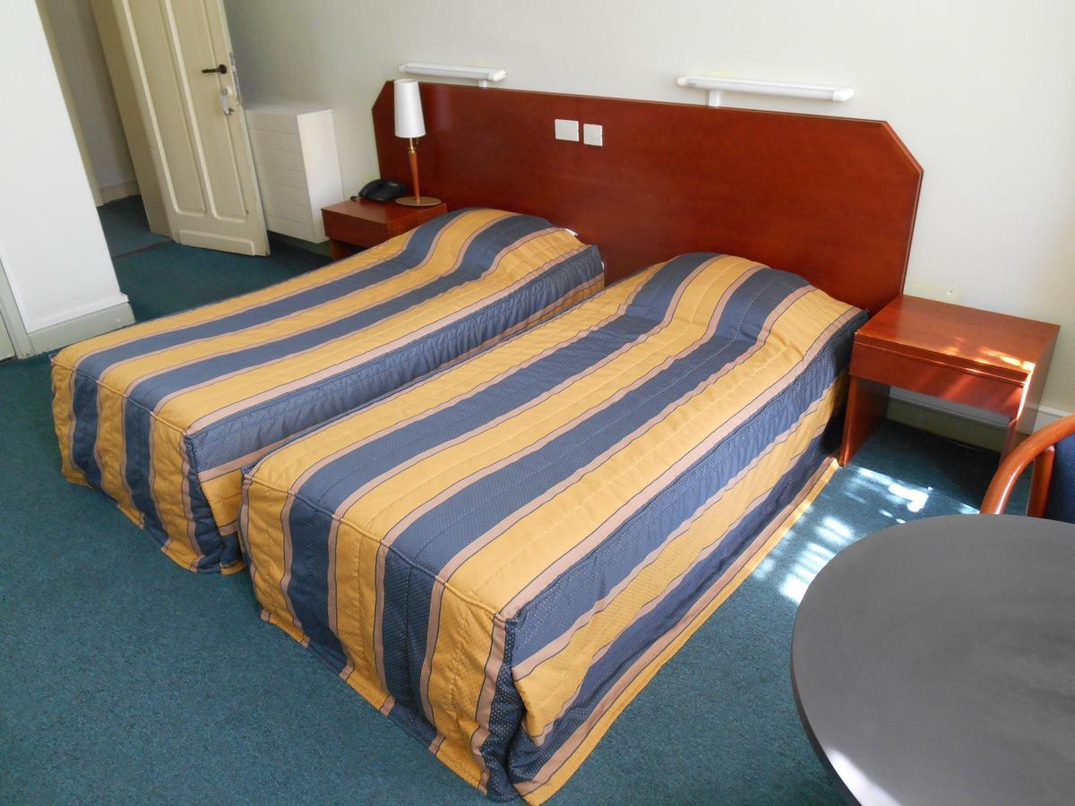 Hotel Old Tom Ypres Kültér fotó